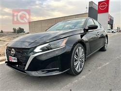 نيسان ألتيما